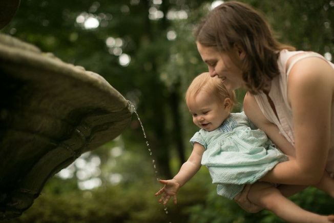 Jessica and Helen Jeanette Fountain